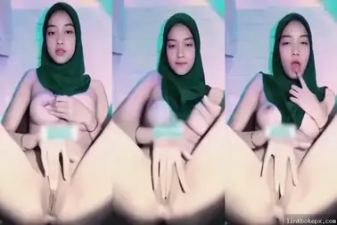 Cewek Cantik Memek Tembem Colmek Nakal Sampe Cipokan Basah
